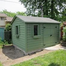 10 x 12 high classic with double doors.